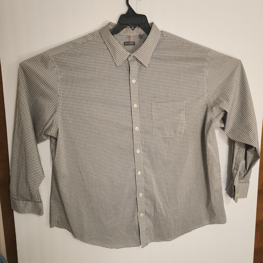 Van Heusen Men's 3XLG Black and White Gingham Long‎ Sleeve Button-Down Shirt
